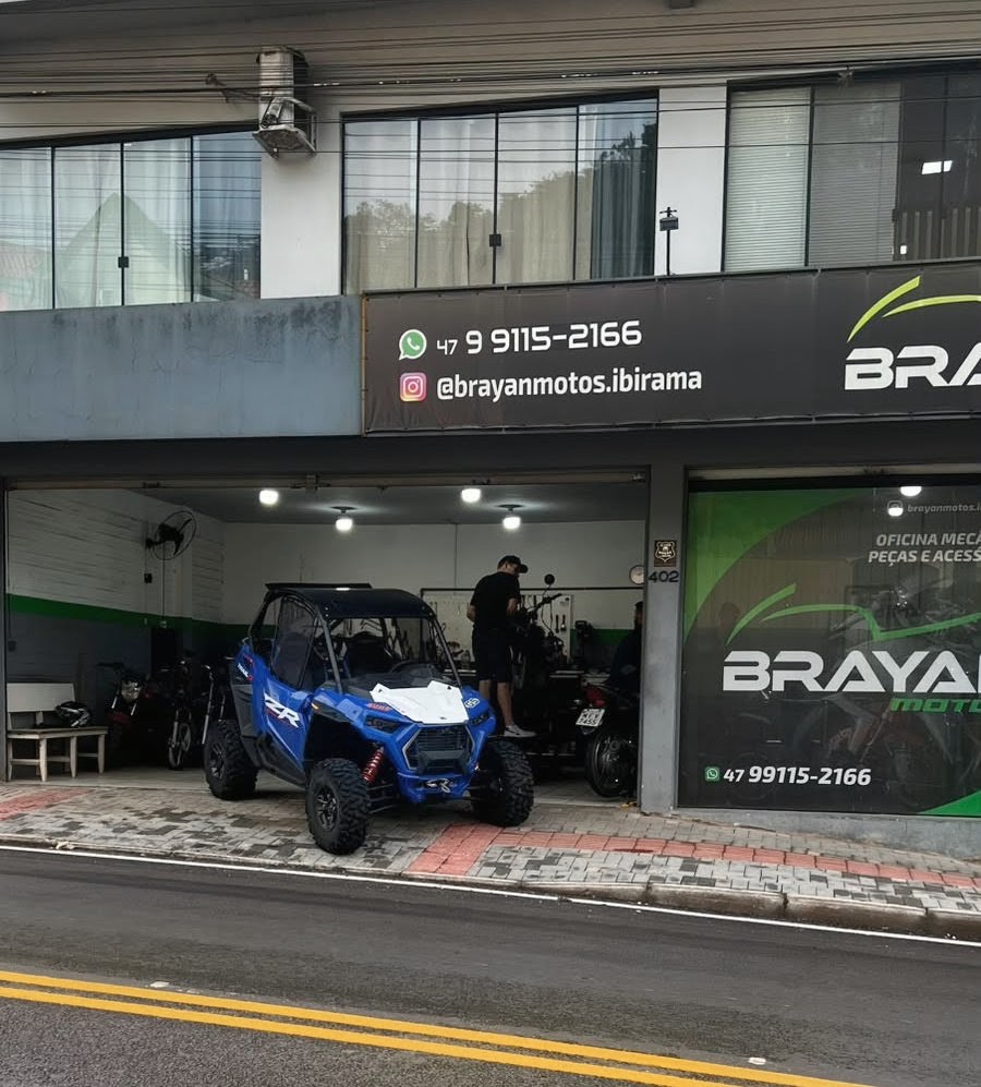 Loja Brayan Motos na Rua XV de Novembro, 402